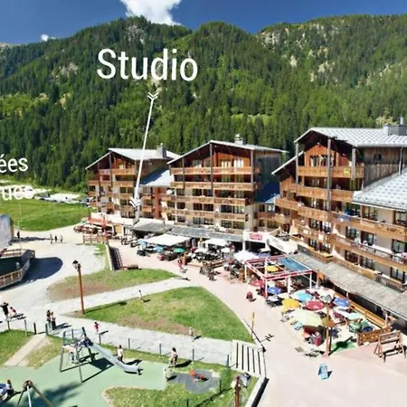 Studio Aux Pieds Des Pistes 公寓